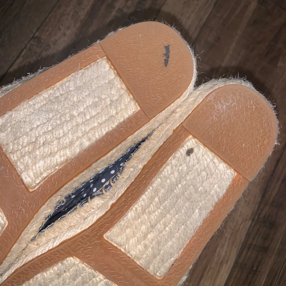 Ralph Lauren Navy Polka Dot Espadrilles Cristi 6.5 preppy classic boho fall